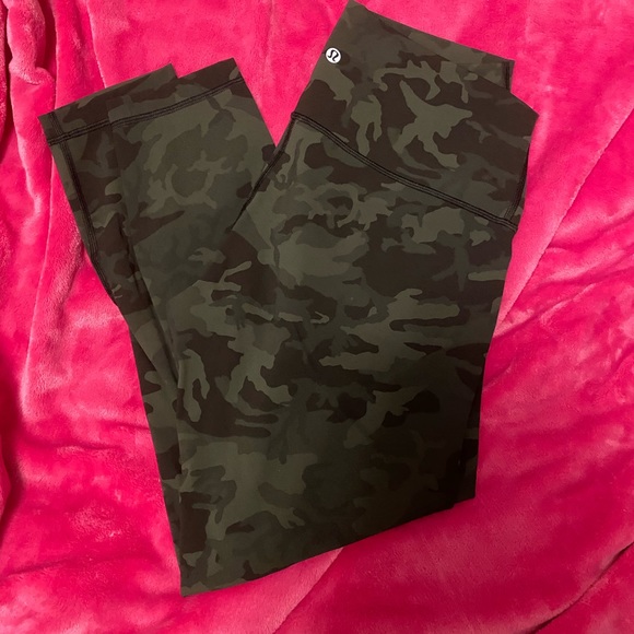 Lululemon wup - Picture 1 of 2